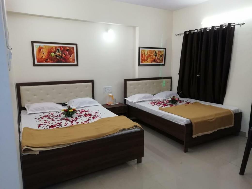 Maharaja Family Guest House لونافالا المظهر الخارجي الصورة